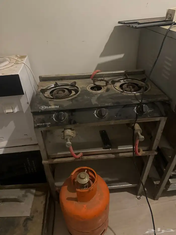 أدوات بوفيه كامله من فرن من سخان غلايه بطاط وفيه أشياء كثير 1