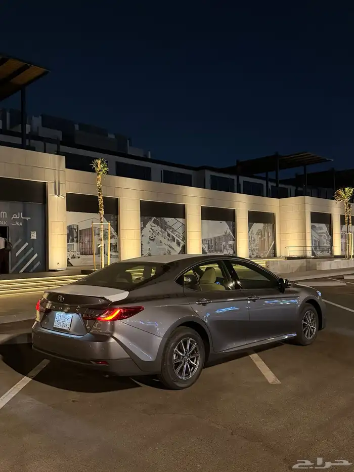 كامري استاندر 2025 تيتانيوم 5