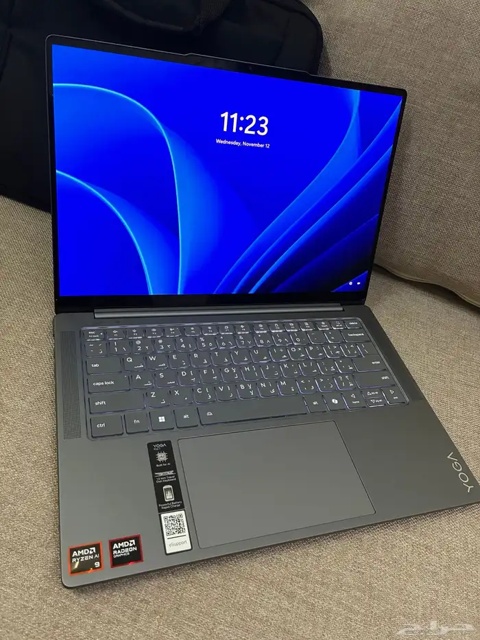 لابتوب لينوفو يوجا برو 7 نظيف جدا باقي بالضمان مع شاحنه 5