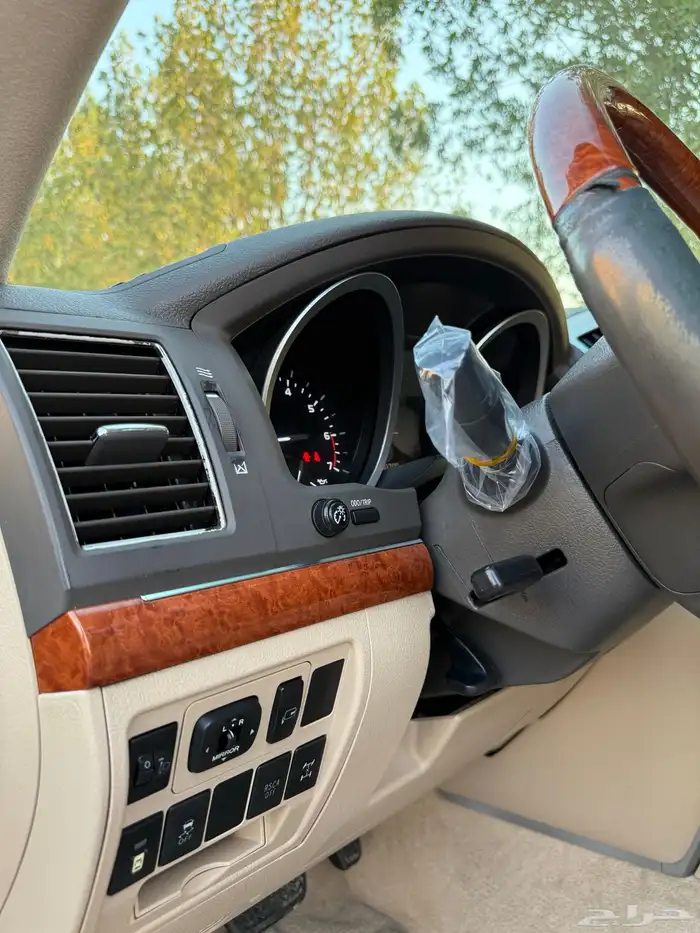 لاندكروزر VXR فكسار 2015 بريمي ( وكالة ) 64