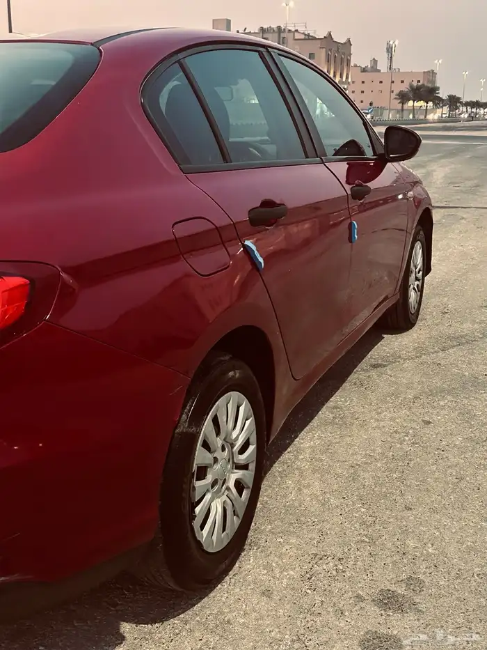 دودج نيون 2017 نظيف جدا للبيع او البدل ب اقل ب جنسيس 35