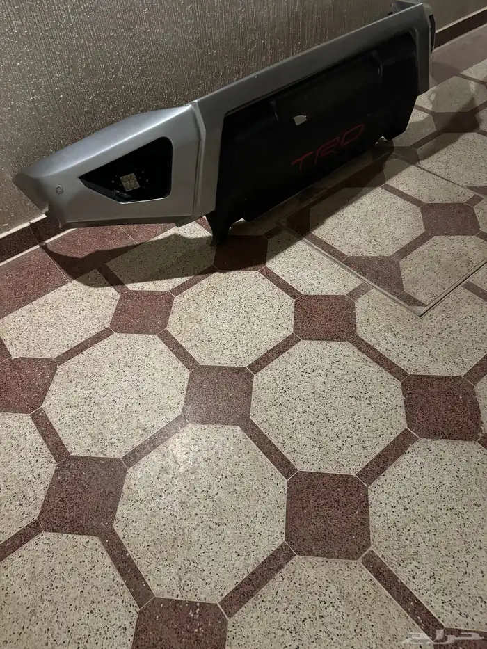 صدام للبيع 0