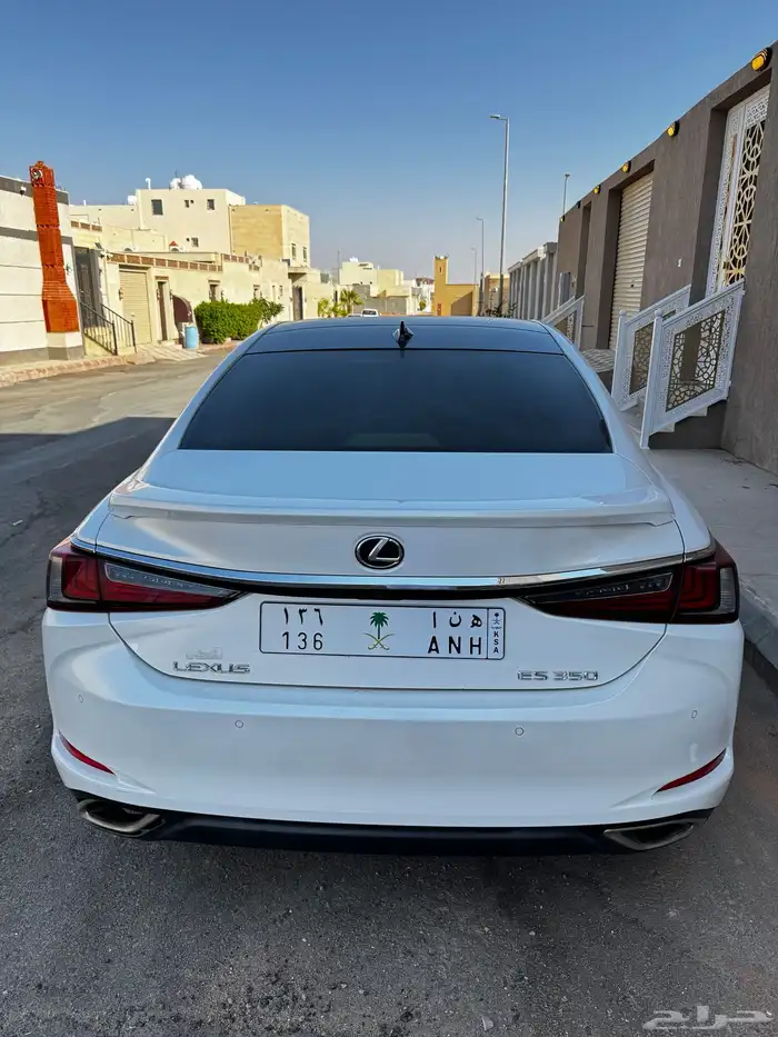 لكزس ES 2019 CC 2