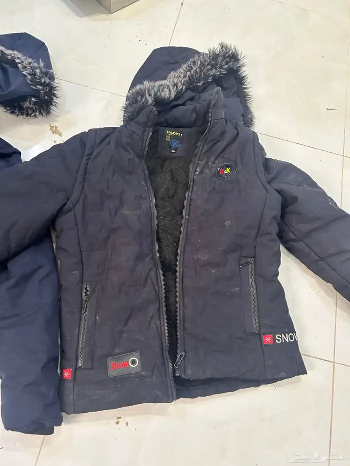 ملابس شتوية نظيفة لابس قليل لا يتواصل الا صامل فقط 23