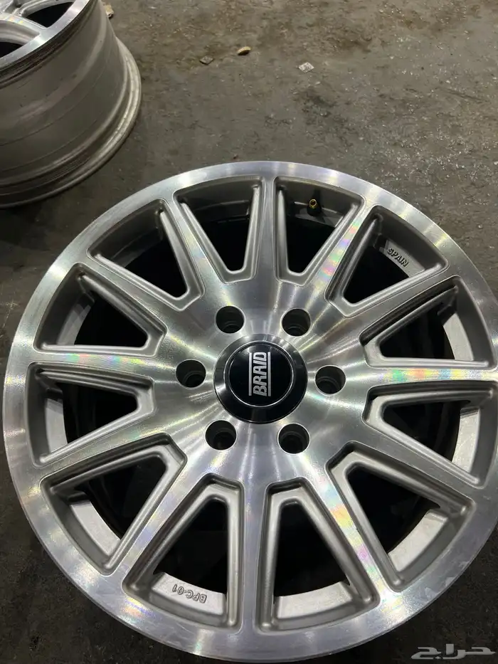 جنوط البرايد نيكل 6 مسمار مقاس 17 يركب علا جيب 23 وا جمس 3