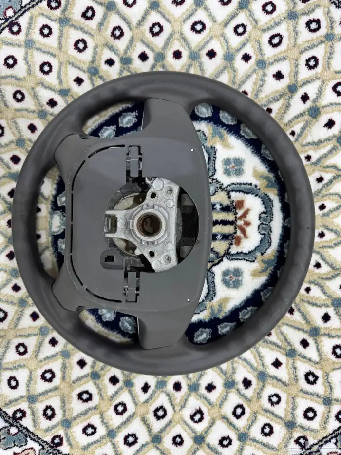 طاره كامري 2011 وكاله كل شي فيها 2