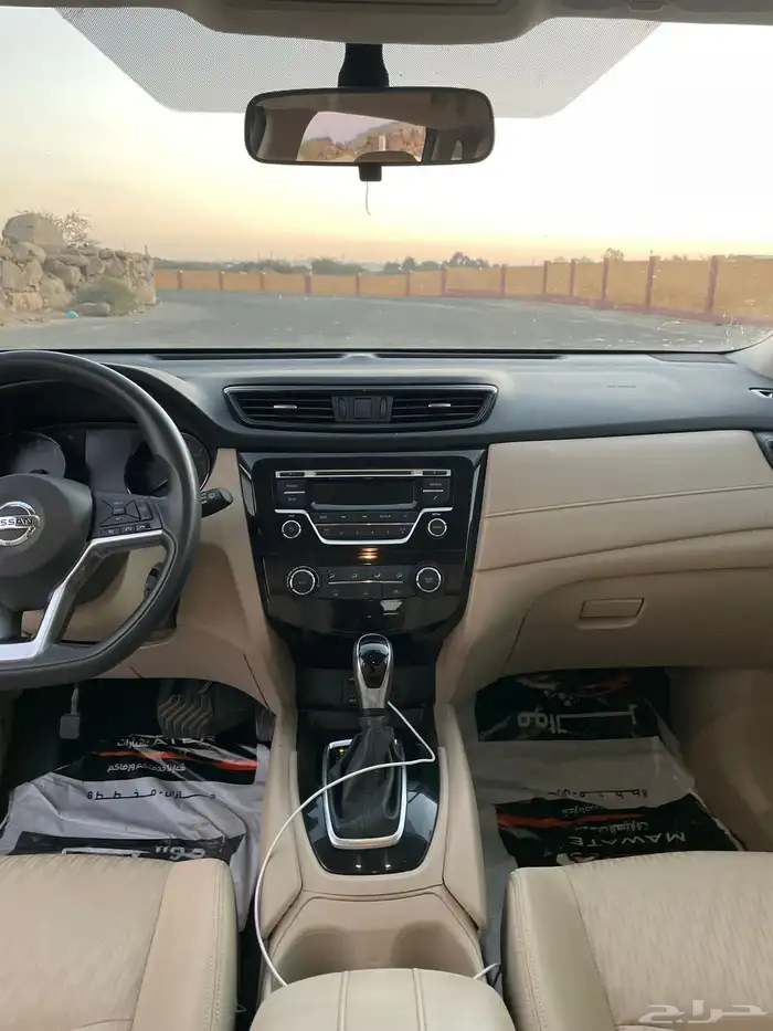 للبيع نسيان اكس تريل 2018 سعودي 14