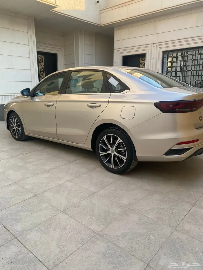 جيلي ام قراند فل كامل 2023 9