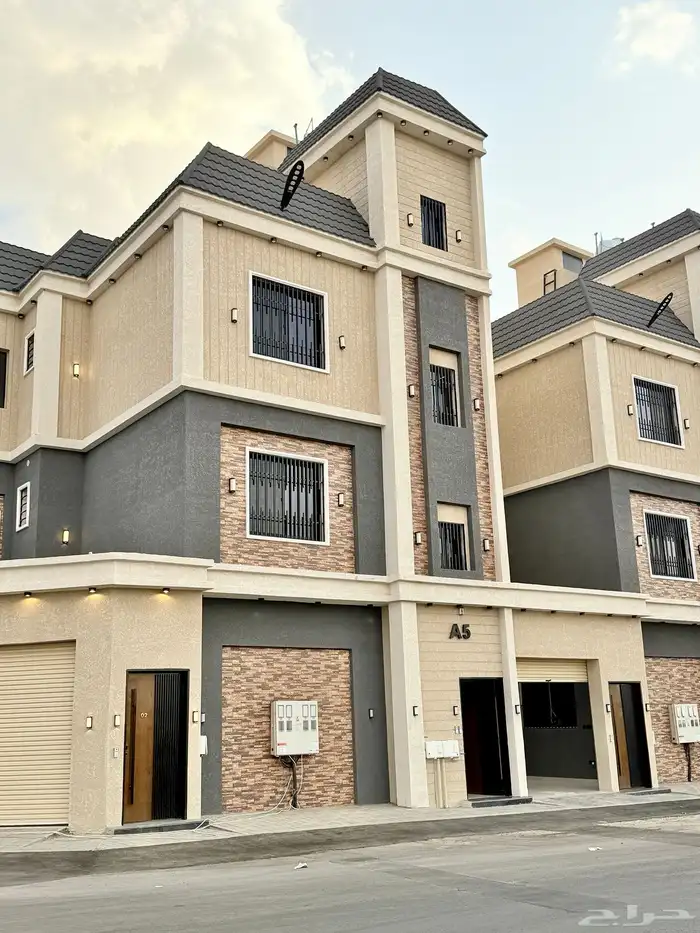 للبيع شقق علويه6غرف بسطح خاص ح الراقي خ مشيط بسعر550الف 0