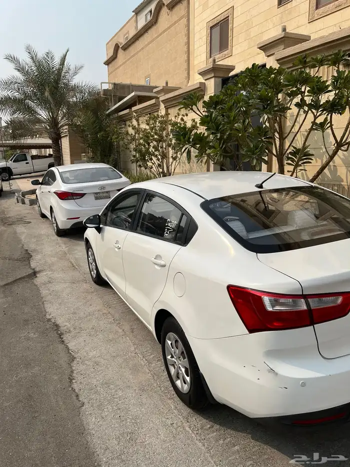 كيا ريو سيدان 5