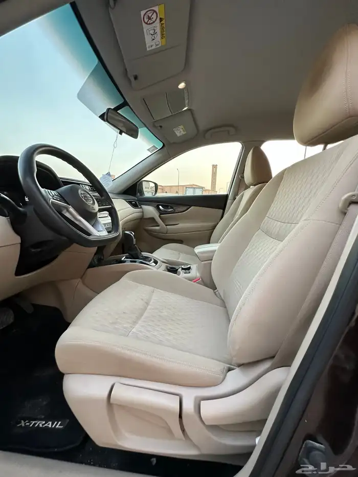 نيسان اكس تريل 2020 نص فل نظيف للبيع 8