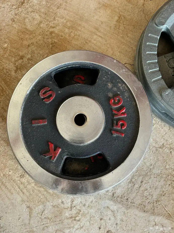 مجموعة معدات رياضية نظيفه لاتشكو من شيء 9