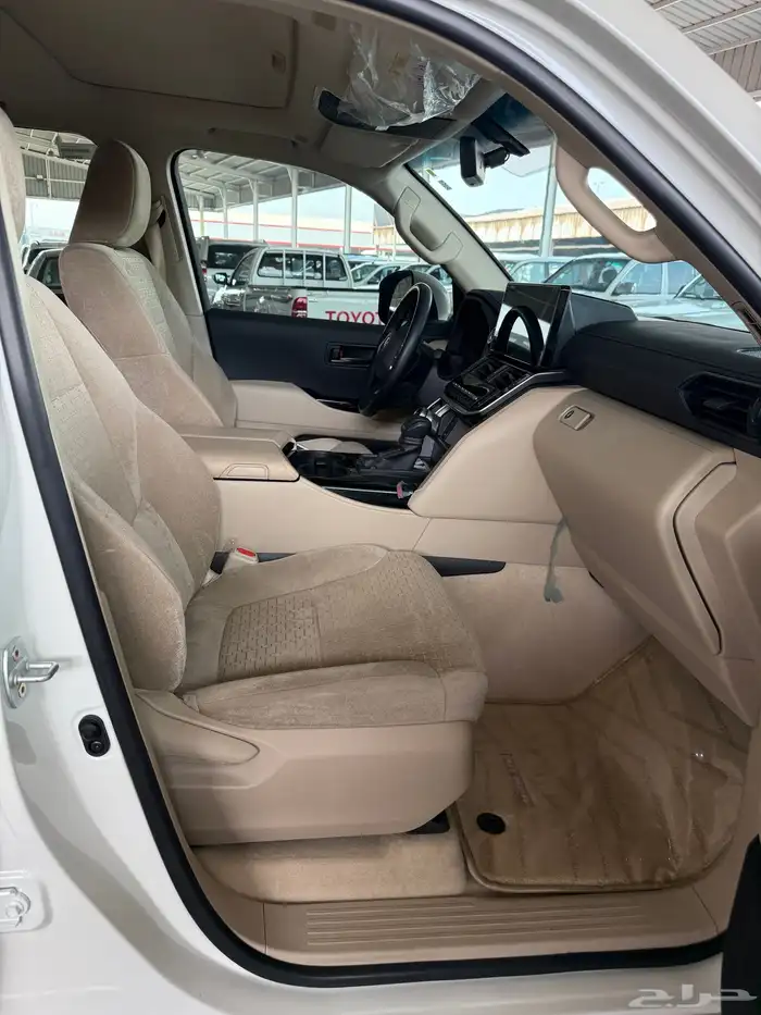 تويوتا جي اكس أر L2 موديل 2025 سعودي 21