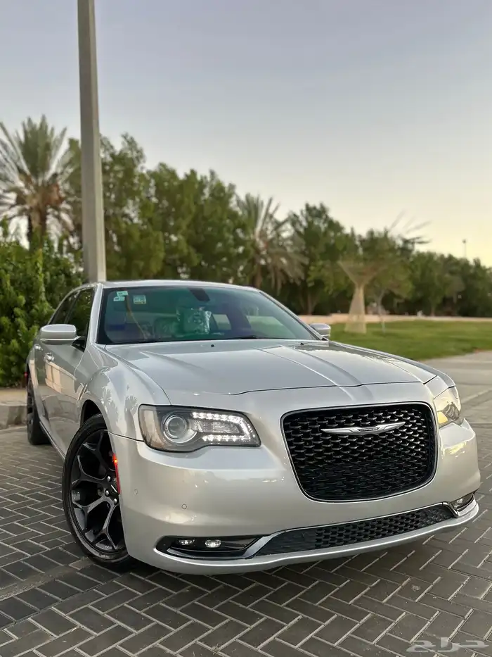 كرايزلر 2021 300s 6v 18