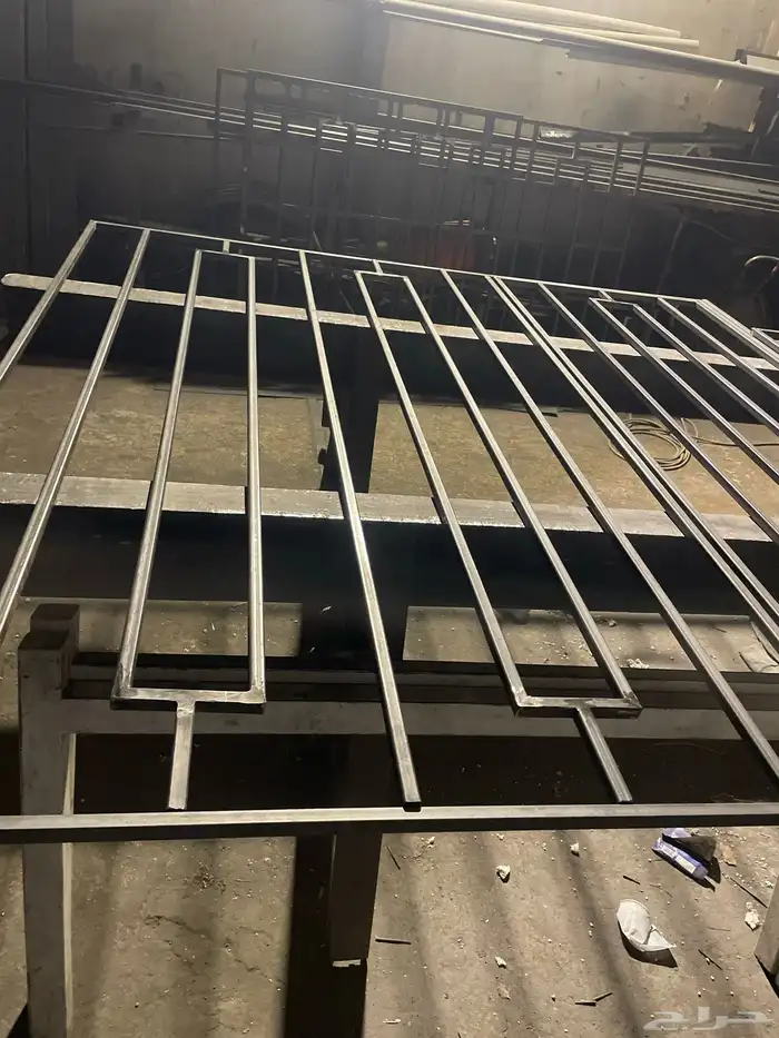 شباك الحديد مرة ممتاز الشكل هذا شكل جديد 1