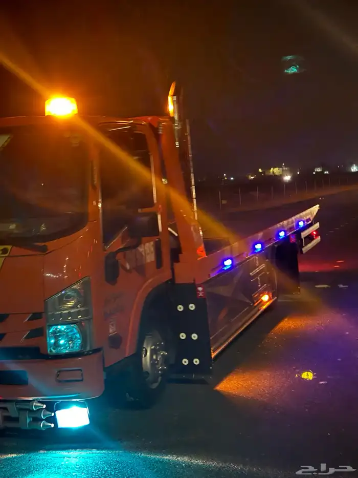 سطحه المدينة هيدروليك مع أربع عجلات 1