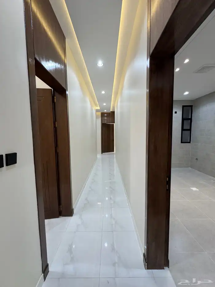 للبيع بالمحاله قرب حديقه المليون متبقي شقه علويه 530 الف 6