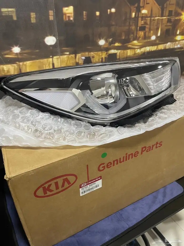 شمعة اسطب كيا ريو اصلية وكالة جديد يمين 2018-2023 1