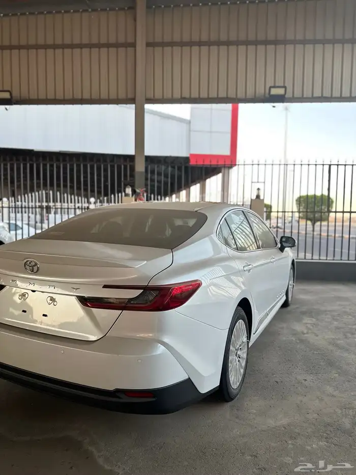 للبيع كامري 2025 LE أصفار وكاله 7