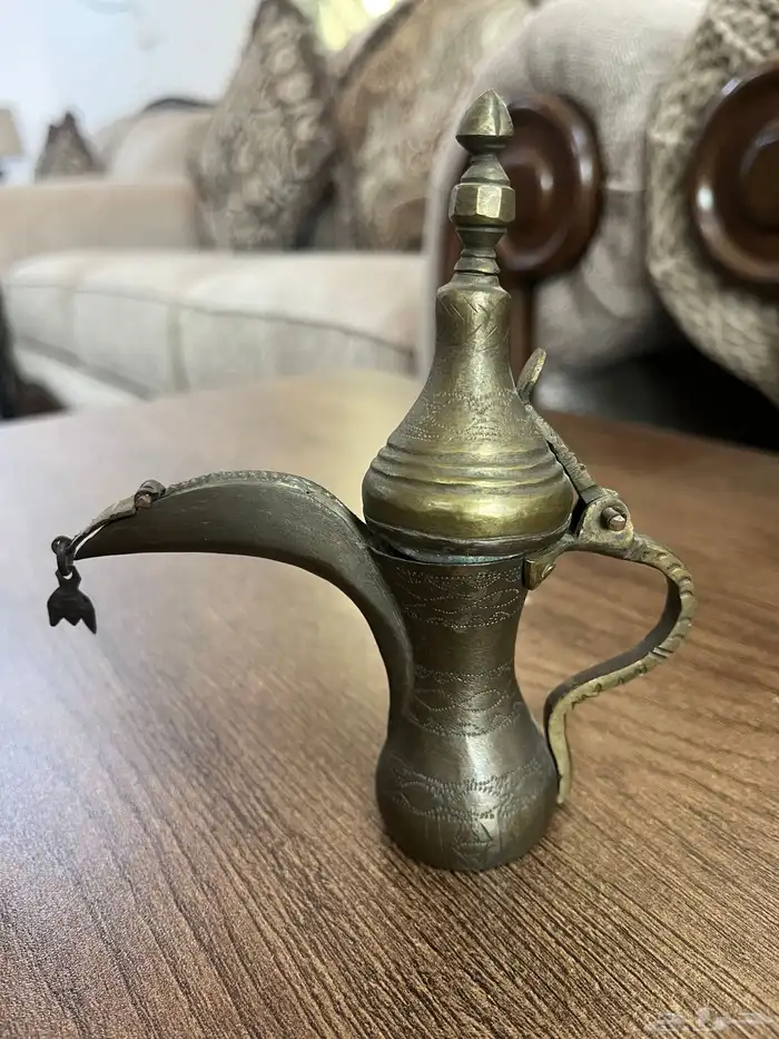 دلال   دلة قاسم 6