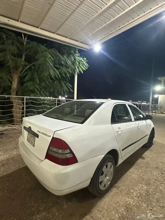 للبيع كورلا موديل 2004 1