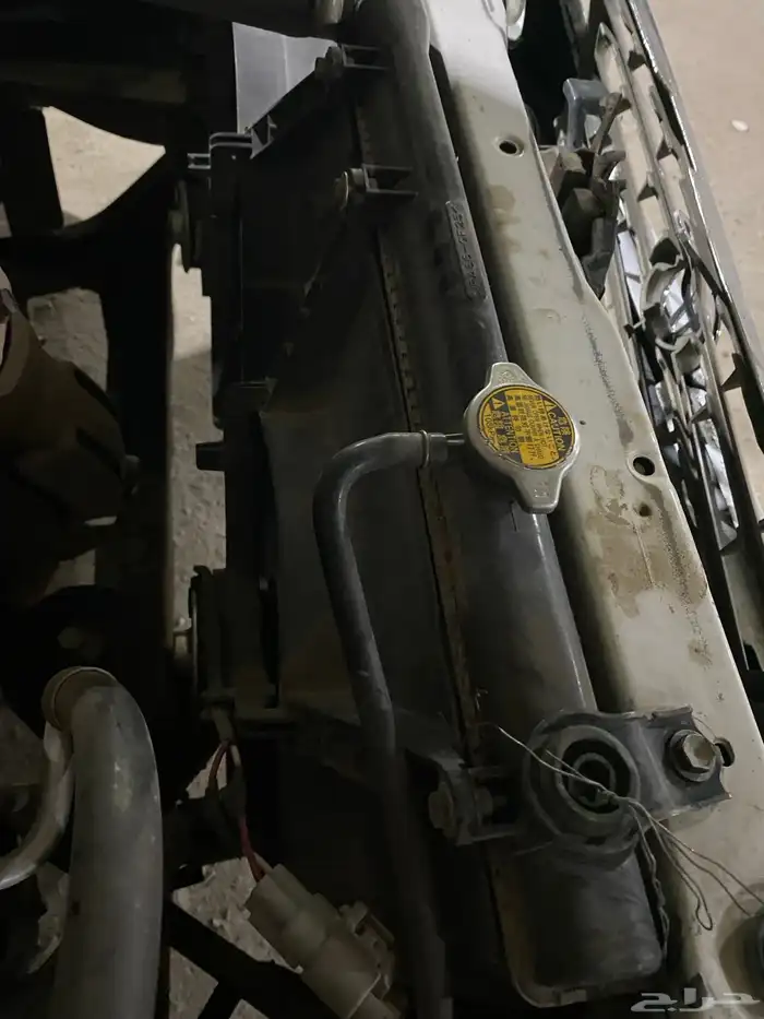 مكينة كامري 2002 5s وجميع ملحقاتهاالقطع نظيف شرط 2