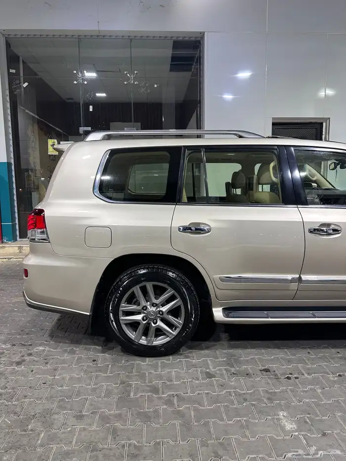 جيب لكزس 2012 DD 23