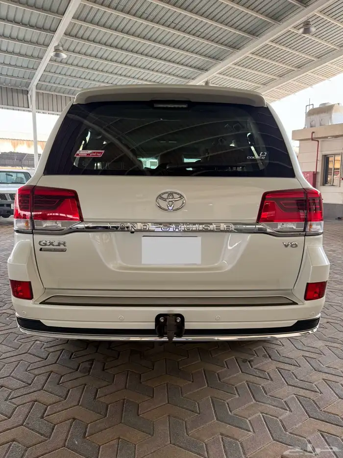 تويوتا لاندكروزر جي اكس أر تورينق سعودي رقم 4 موديل 2021 12