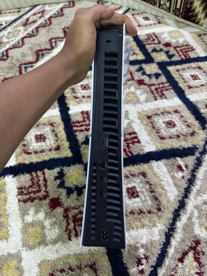 سوني فايف سليم 4