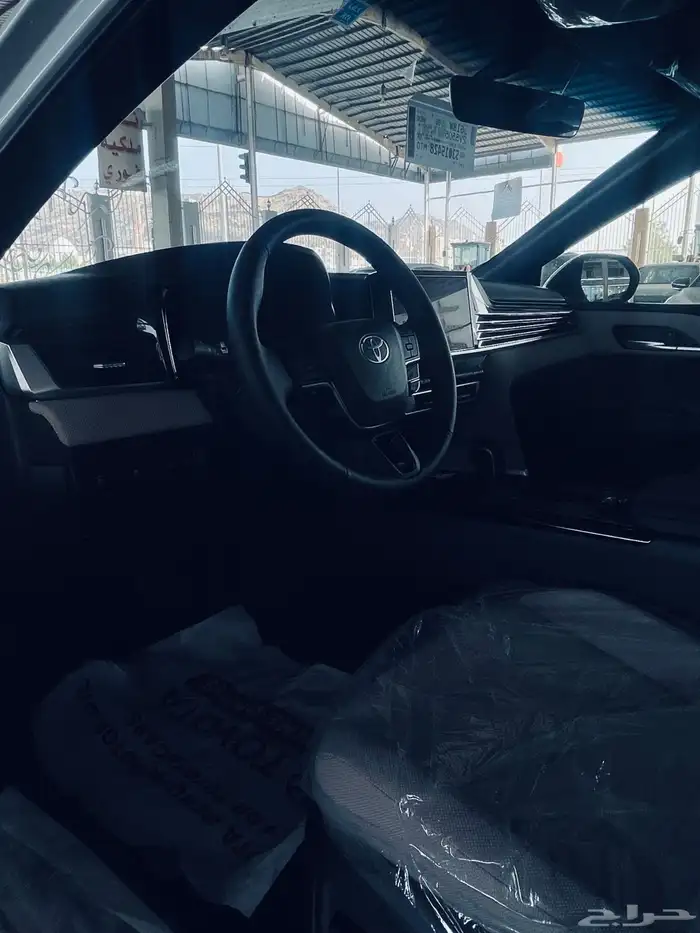 تويوتا كامري بنزين - LE - 2025 9