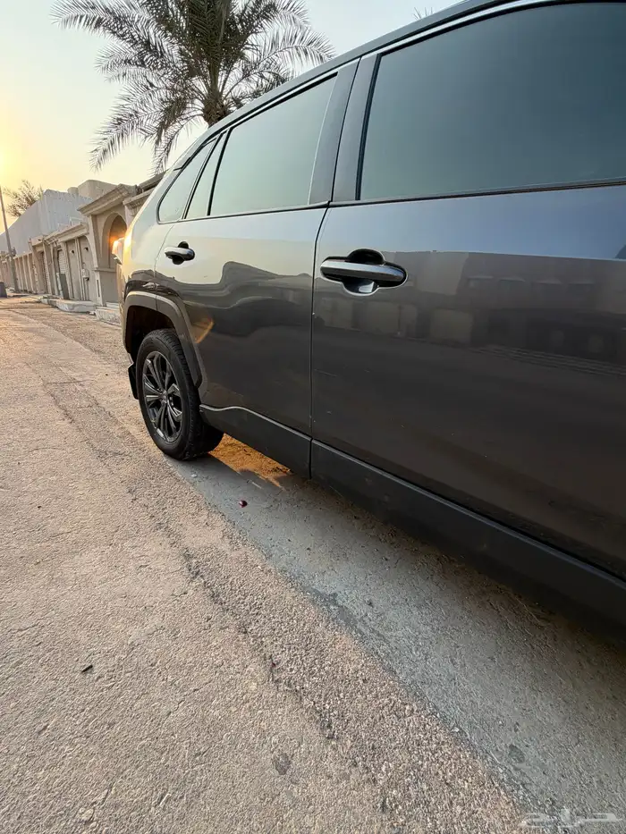 تويوتا راف 4 2024 5