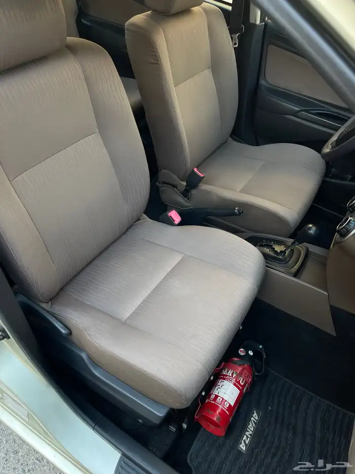 تويوتا افانزا 2017 مخزنة شبه وكاله 10