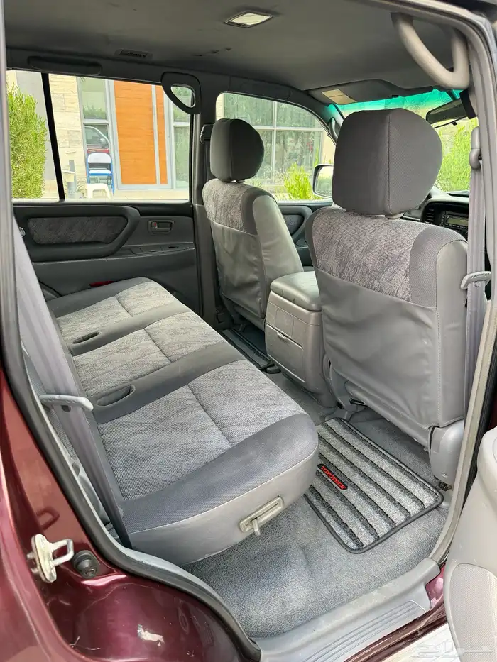 لاندكروزر 1999 قير عادي (عنابي) ممشى قليل 50