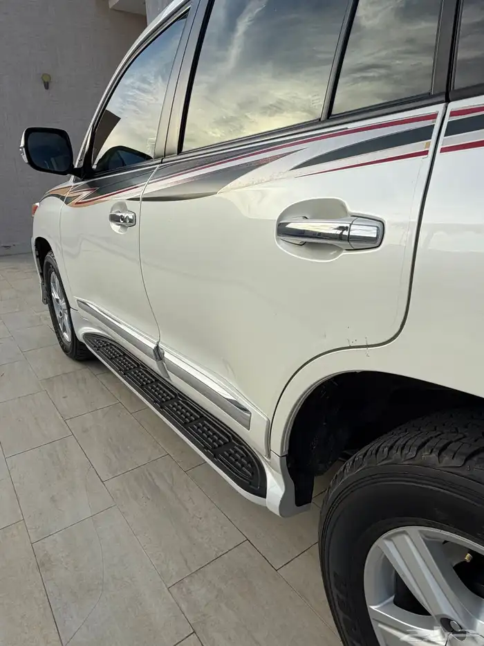 لاندكروزر جكسار 2015 بريمي 8 سرندل ممشى قليل 14