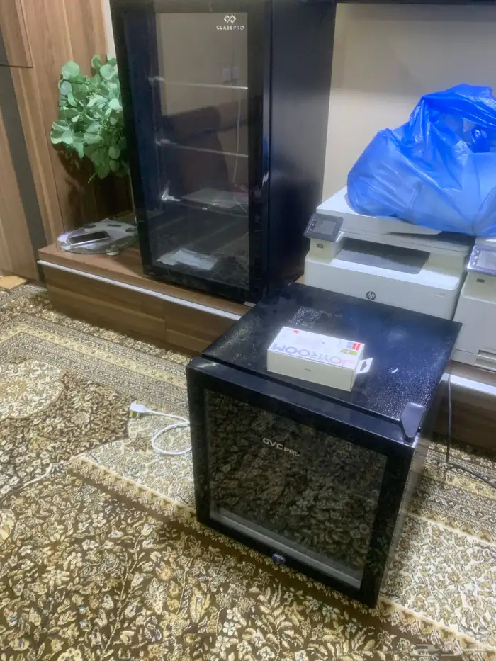 ثلاجة مشروبات جي في سي برو شبه جديدة50لتر 4