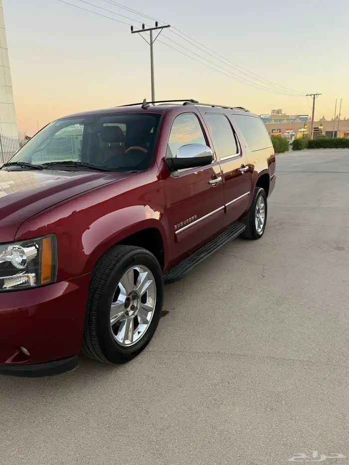 للبيع شيفروليه تاهو 2010 12