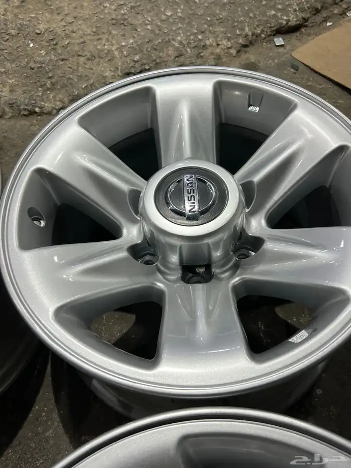 جنوط اصلي وكالة نيسان فتك 2002 نضيفه بالمره عددها 4 6