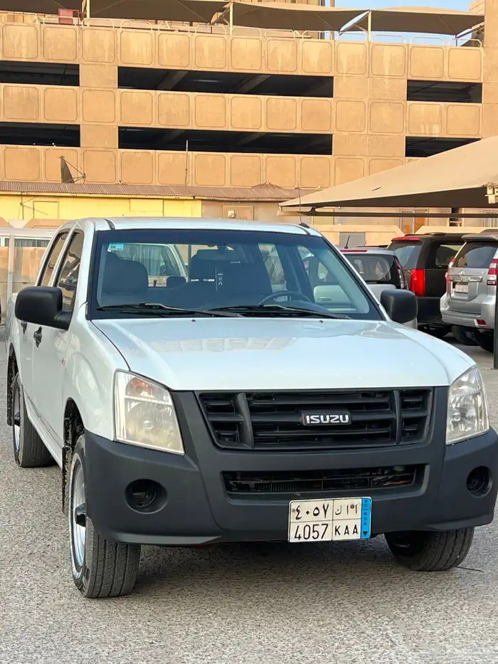 ايسوزو ديماكس موديل 2007 19