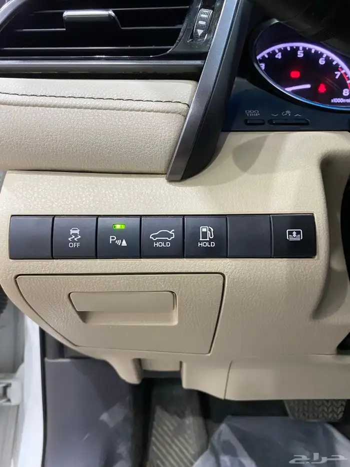 تويوتا كامري GLE المديل 2023 العدد 96 الف 7