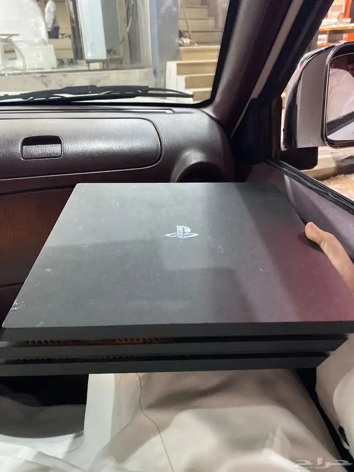 بلستيشن 4pro 2
