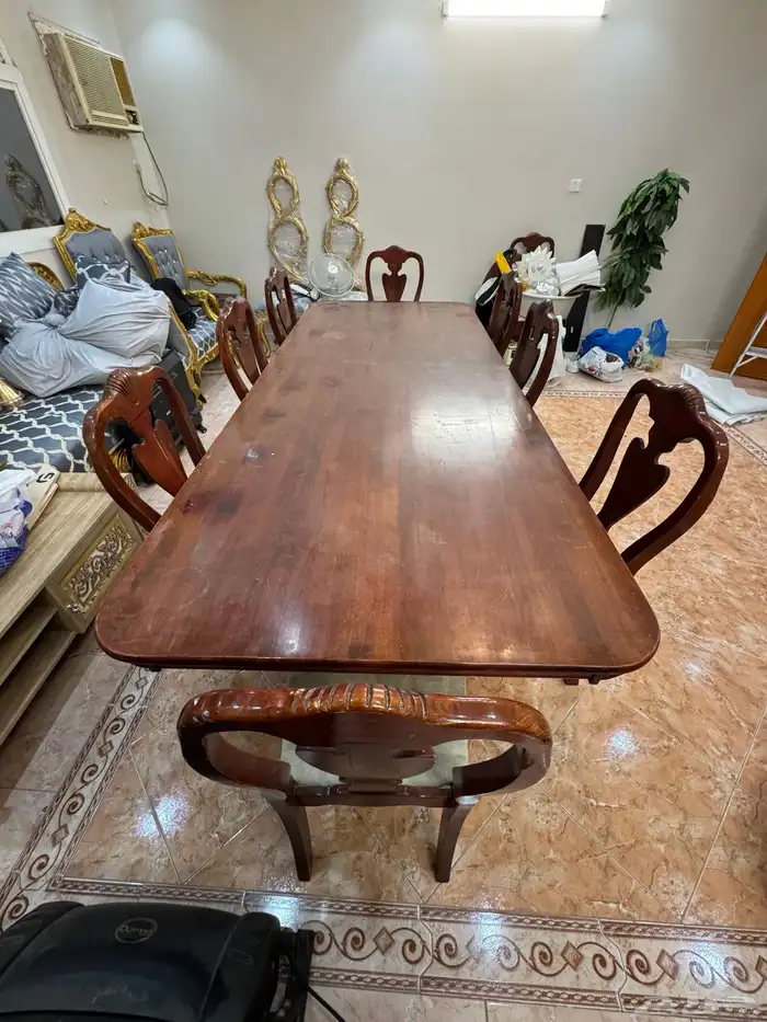 للبيع طاولة طعام 0