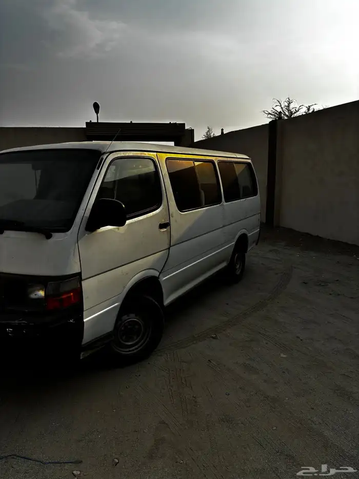 باص للبيع تويوتا بنزيم 7