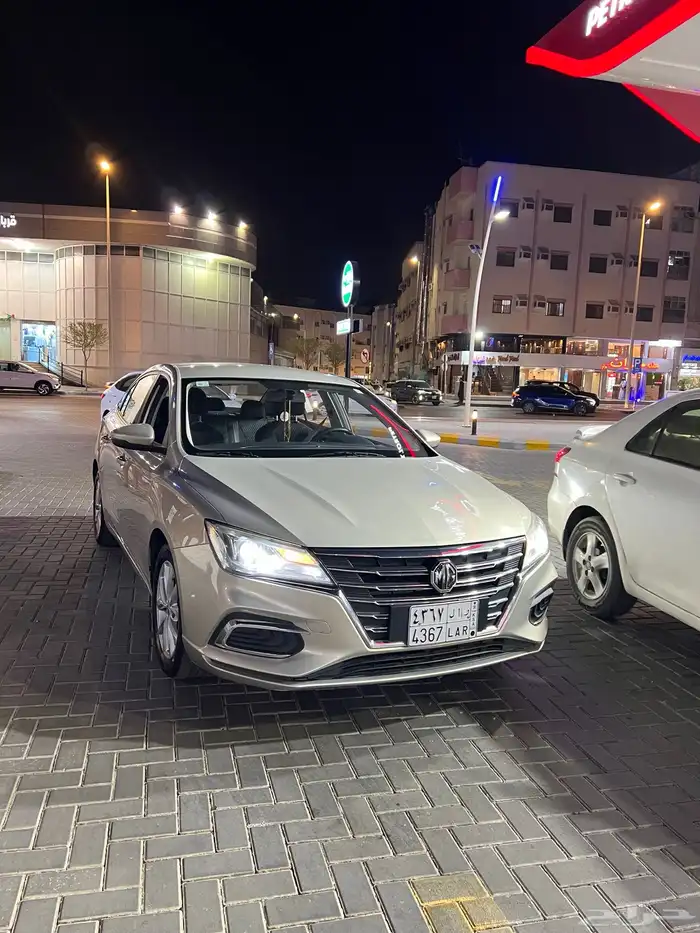 سياره ام جي 2022 1