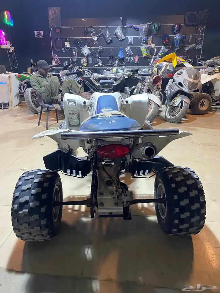 للبيع دباب سزوكي زد 400 4