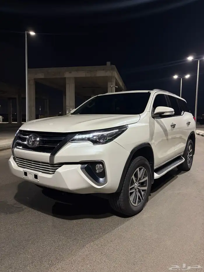 فورتشنر 2017 فل كامل ممشى 190 الف مشدود من والى 0