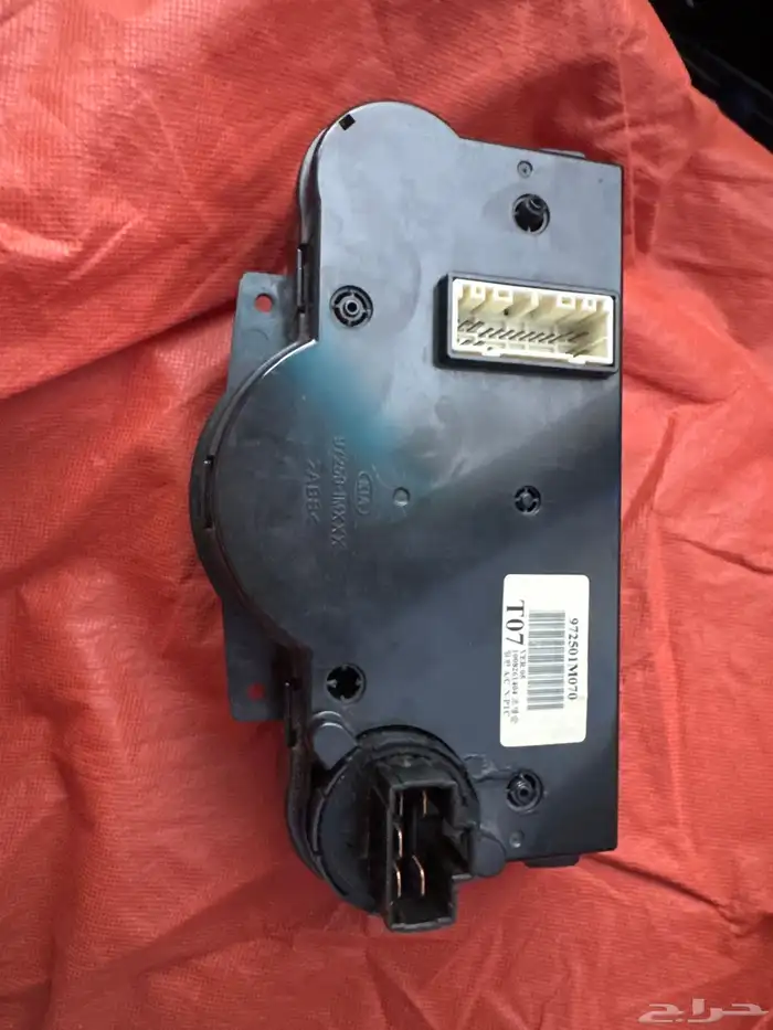 كنترول تحكم بالمكيف كيا سيراتو من 2009 الى 2012 1