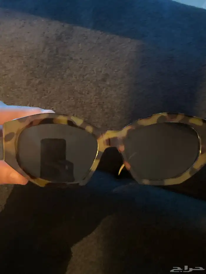 نظارة شمسية نسائيه سيلين و شنطه مايكل كورس 1