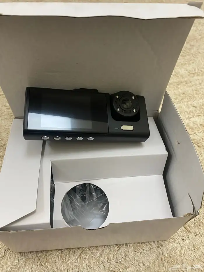 داش كام 4K HD ثلاث كاميرات جديد لم يستخدم بجميع اغراضه 3