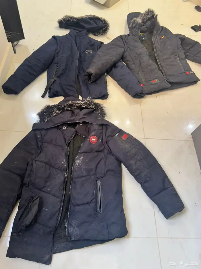 ملابس شتوية نظيفة لابس قليل لا يتواصل الا صامل فقط 21