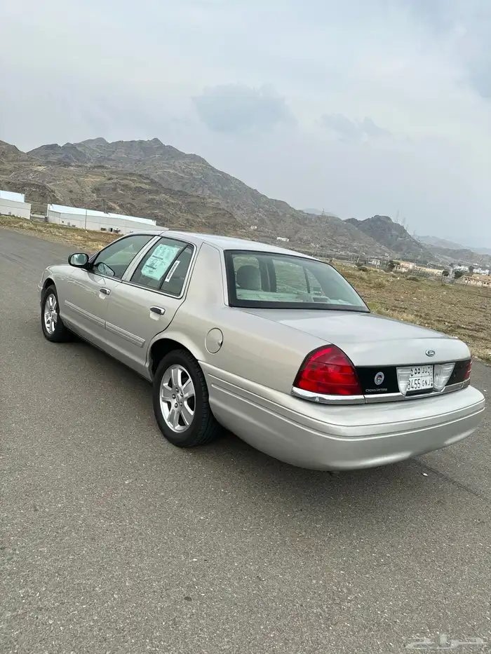 كراون فكتوريا 2010 سعودي سمني نظييف 5